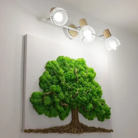 Free Parking, Close To Subway, Location