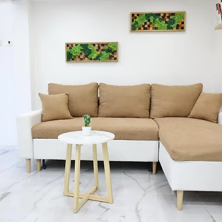 Free Parking, Close To Subway, Location *