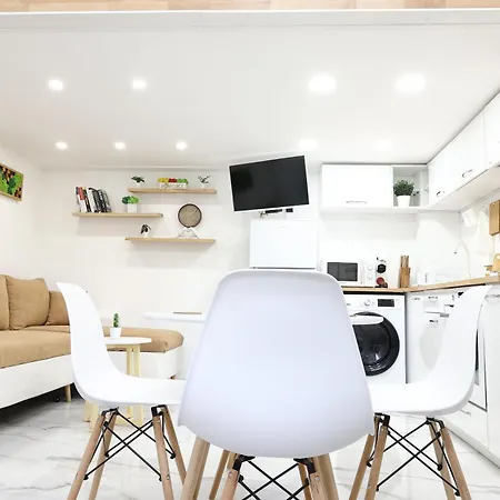 Apartamento Free Parking, Close To Subway, Location Sófia